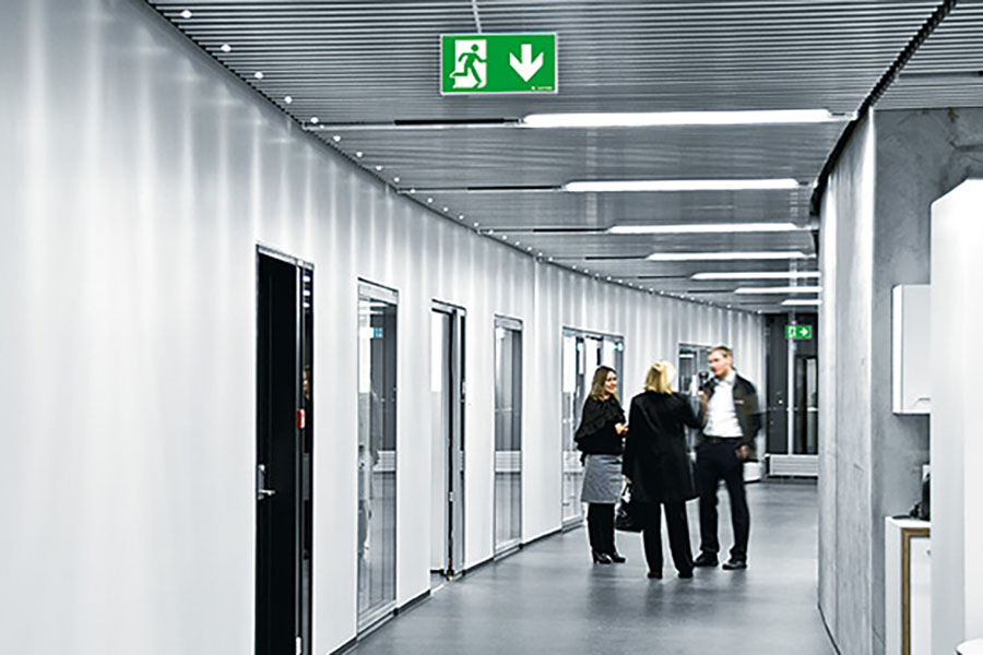 Notbeleuchtungsanlage von ZUMTOBEL – Elektro Pfeuffer Würzburg